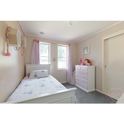 16 Knox Street, Watson ACT 2602