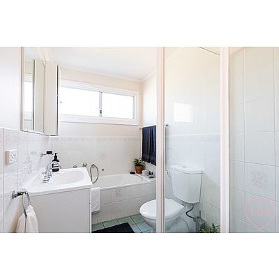 16 Legge Street, Downer ACT 2602