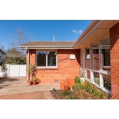 16 Legge Street, Downer ACT 2602