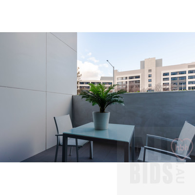 2/240 Bunda Street, City ACT 2601