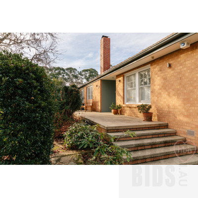 18 Higgins Crescent, Ainslie ACT 2602