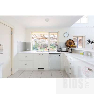 34 Bedford Street, Deakin ACT 2600