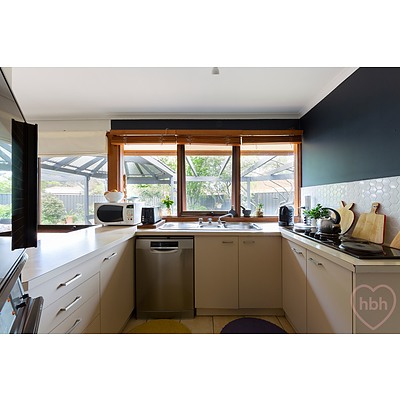 4/10 Vanzetti Crescent, Kambah ACT 2902
