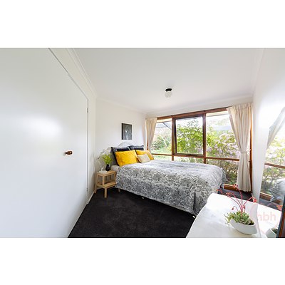 4/10 Vanzetti Crescent, Kambah ACT 2902