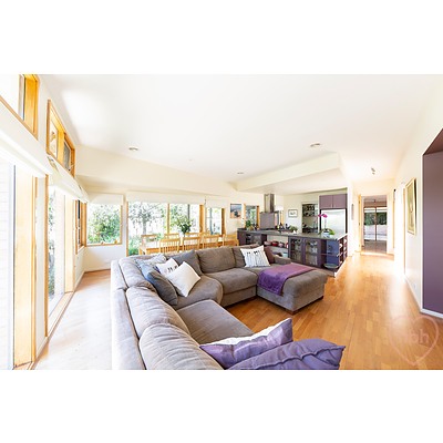 8 Calder Place, Holder ACT 2611