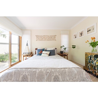 8 Calder Place, Holder ACT 2611