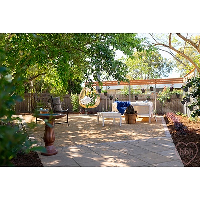 8 Calder Place, Holder ACT 2611