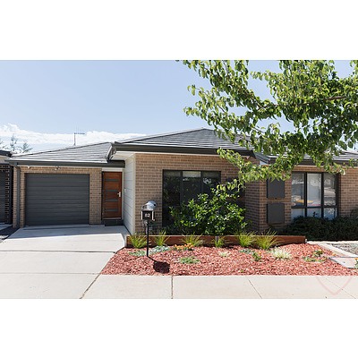 82 Rockwood Street, Casey ACT 2913