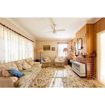 27 Ernest Street, Crestwood NSW 2620