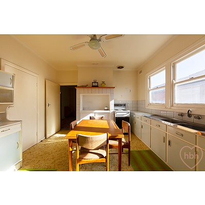 27 Ernest Street, Crestwood NSW 2620