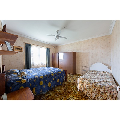 27 Ernest Street, Crestwood NSW 2620