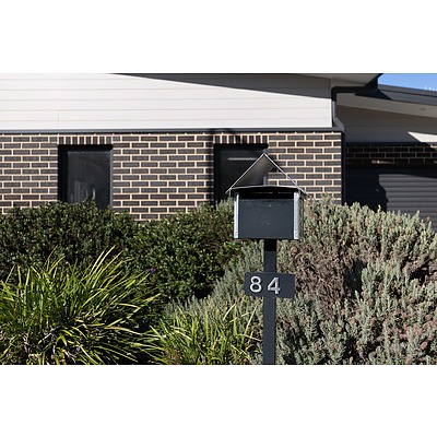 84 Rockwood Street, Casey ACT 2913