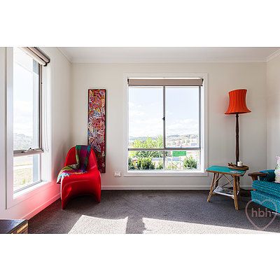 86 Edgeworth Parade, Coombs ACT 2611