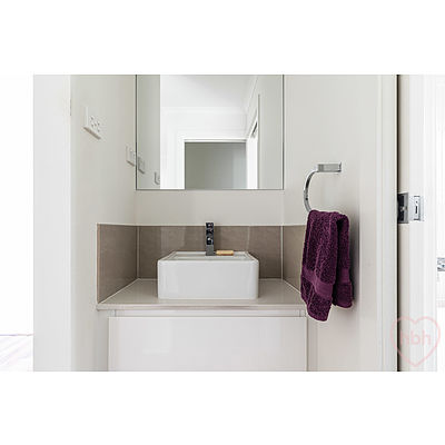 86 Edgeworth Parade, Coombs ACT 2611
