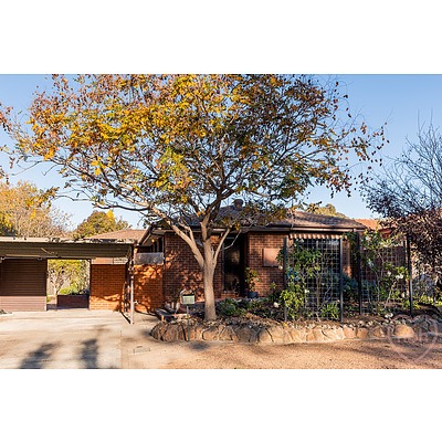 5 Stanfield Close, Kambah ACT 2902