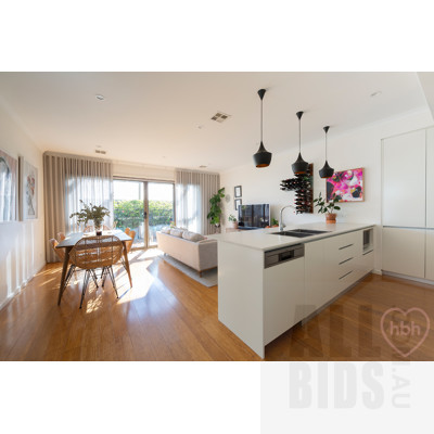 2/30 Aurora Close, Mawson ACT 2607