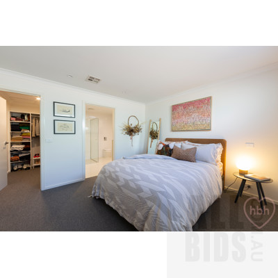 2/30 Aurora Close, Mawson ACT 2607