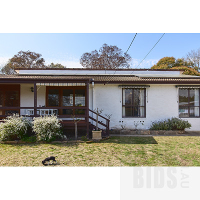 154 Namatjira Drive, Chapman ACT 2611