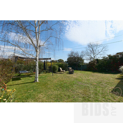 154 Namatjira Drive, Chapman ACT 2611