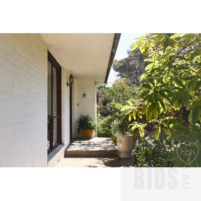 154 Namatjira Drive, Chapman ACT 2611