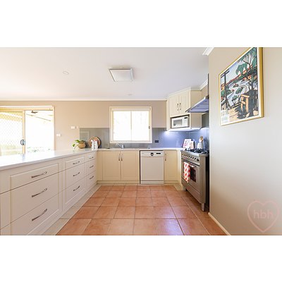 40 Tipiloura Street, Ngunnawal ACT 2913