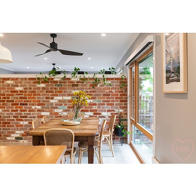 4 Redshaw Street, Coombs ACT 2611