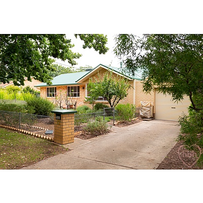13 Durack Street, Downer ACT 2602