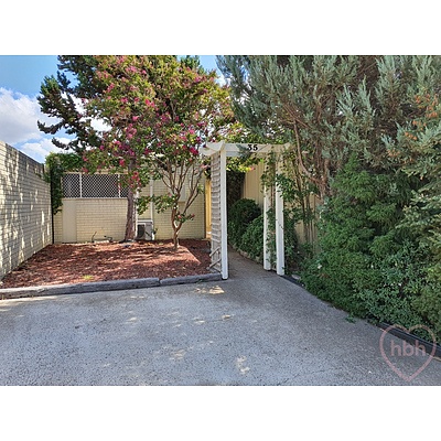 35 Chirnside Circuit, Kambah ACT 2902