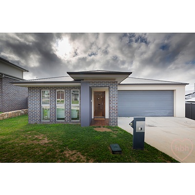 4 Spouse Place, Moncrieff ACT 2914