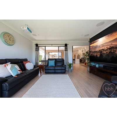 17 Dorrie Crescent, Moncrieff ACT 2914