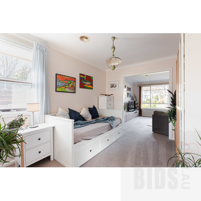4 Rooth Place, Watson ACT 2602