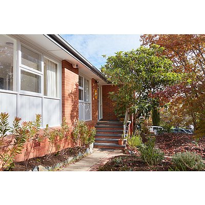 24 Harris Street, Hackett ACT 2602