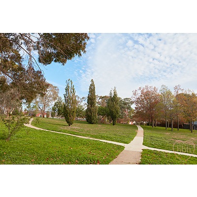 24 Harris Street, Hackett ACT 2602