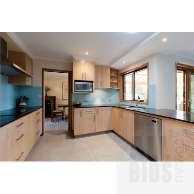 2 Hamlet Place, Florey ACT 2615