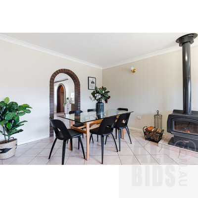 4 Dowling Street, Watson ACT 2602