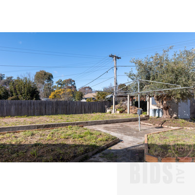 4 Dowling Street, Watson ACT 2602