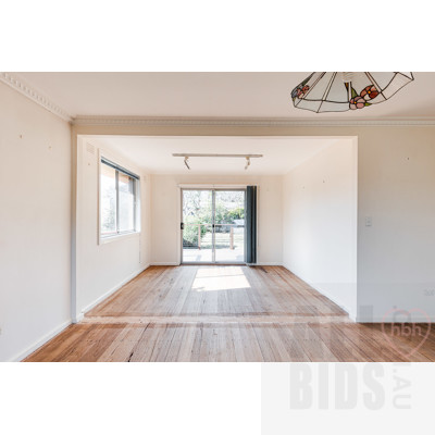 8 Steele Street, Hackett ACT 2602