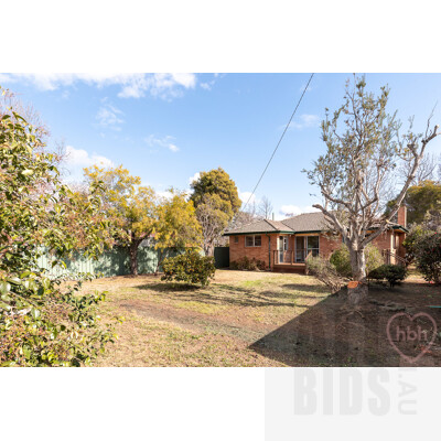 8 Steele Street, Hackett ACT 2602