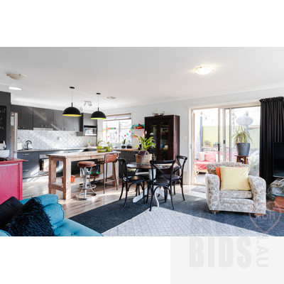 2 Phillipa Weeks Street, Watson ACT 2602