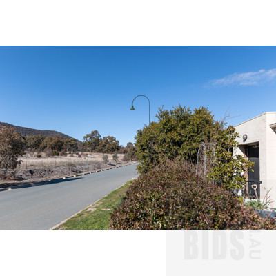 2 Phillipa Weeks Street, Watson ACT 2602