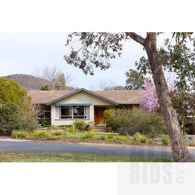 28 Bragg Street, Hackett ACT 2602