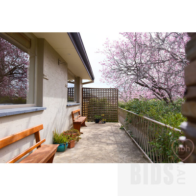 28 Bragg Street, Hackett ACT 2602