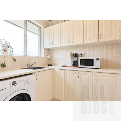 28 Bragg Street, Hackett ACT 2602
