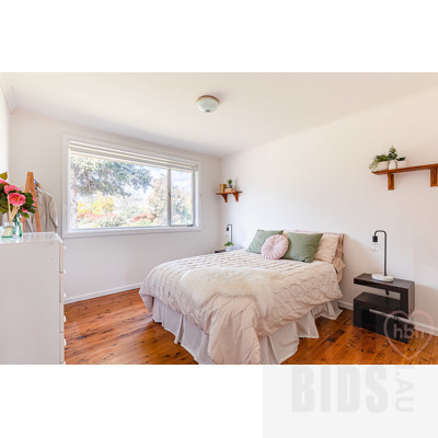 143 MacKenzie Street, Hackett ACT 2602