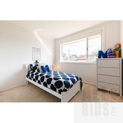 143 MacKenzie Street, Hackett ACT 2602