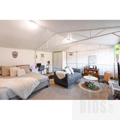 143 MacKenzie Street, Hackett ACT 2602