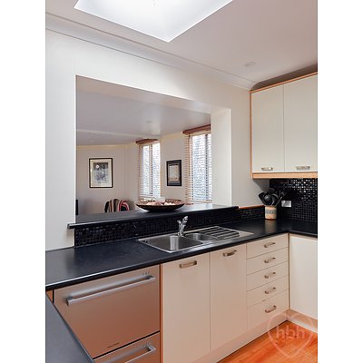 90 Rivett Street, Hackett ACT 2602