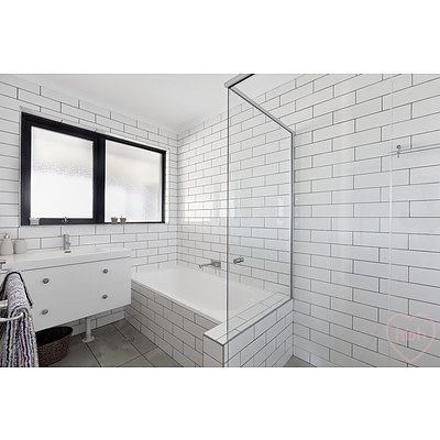 90 Rivett Street, Hackett ACT 2602