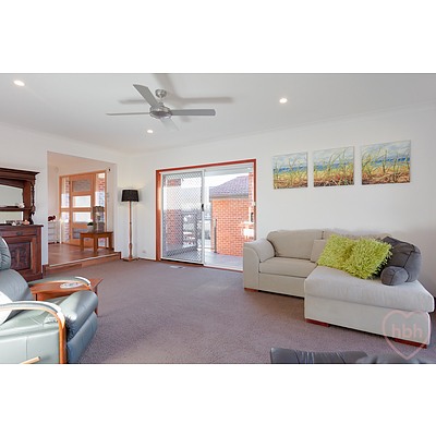 4 Priestley Place, Florey ACT 2615