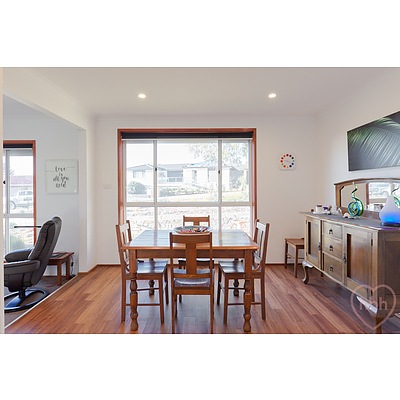 4 Priestley Place, Florey ACT 2615